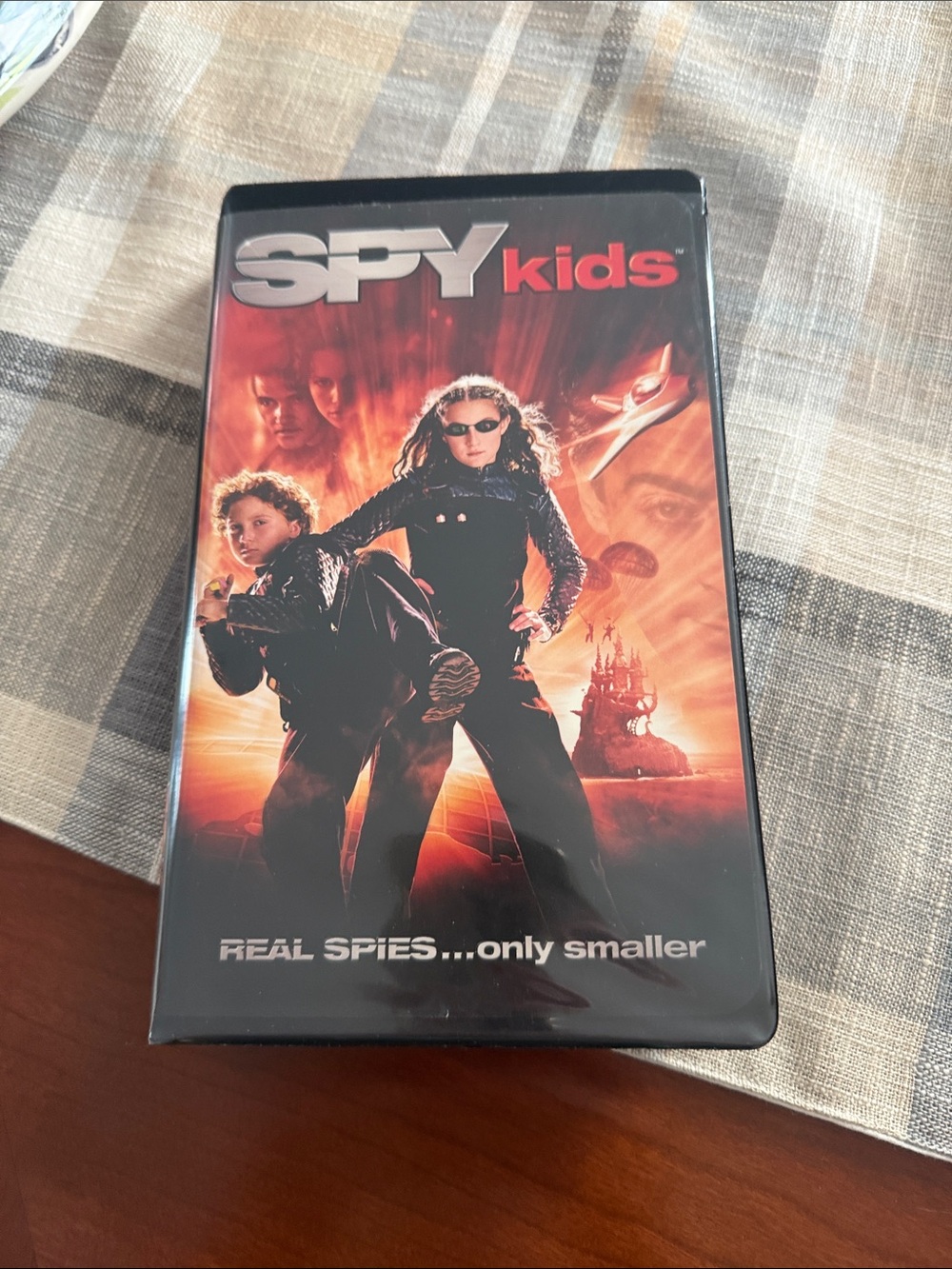 Spy Kids Movie - Black and Red Collector Edition